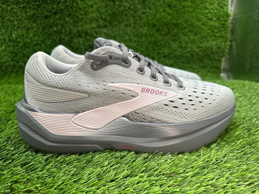 Brooks Ghost Max 3 1204571B062 Athletic Sneaker Women's 9B Gray Mesh Cushioned